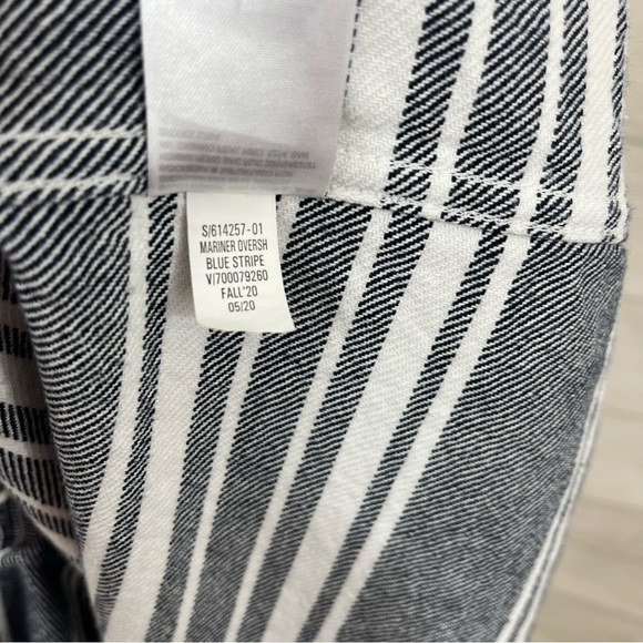 Old Navy Stripe Button Front Long Sleeve Heavy Weight Shirt - Picture 10 of 10